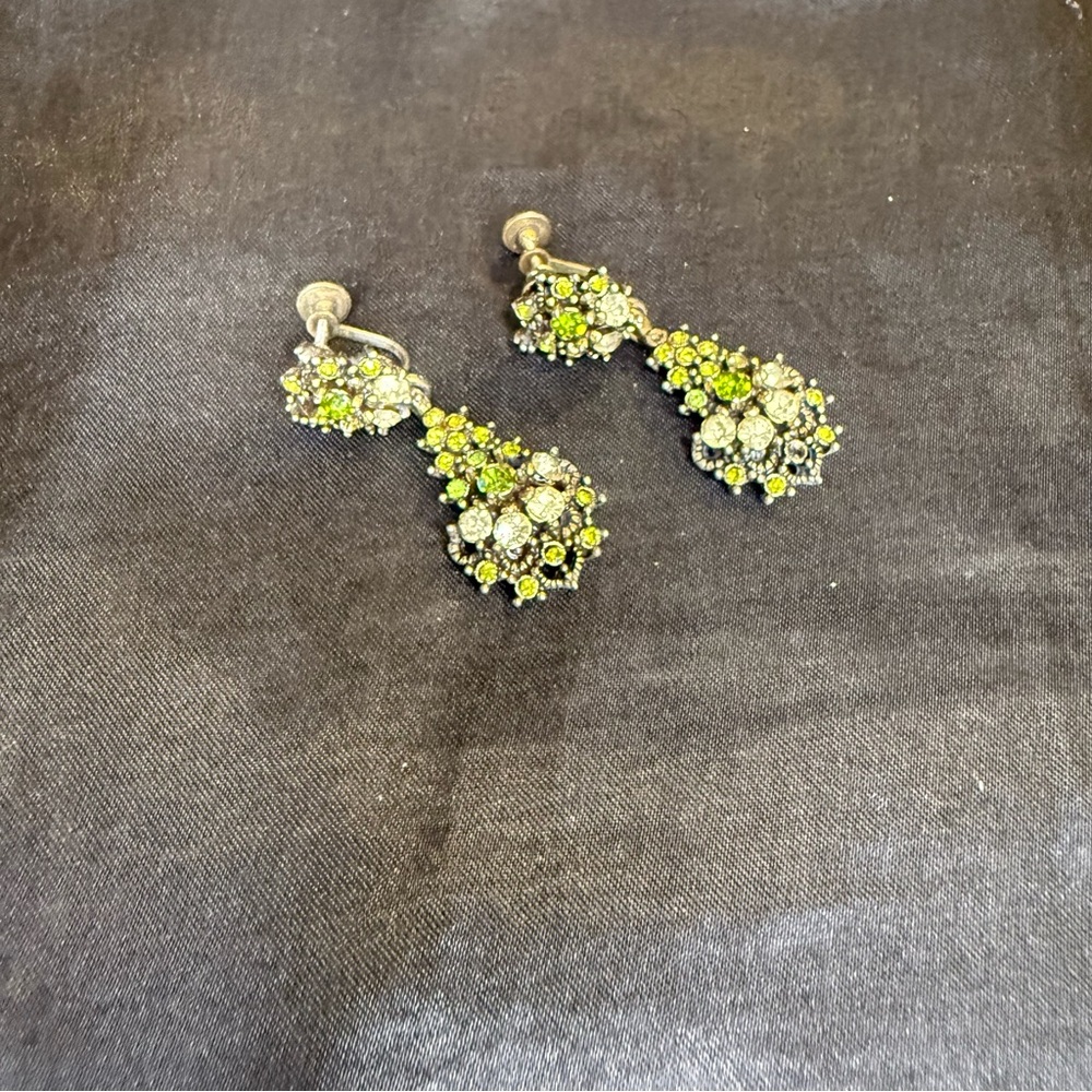 Hollycraft Vintage 1950 Screw Back Green Peridot & Rhinestone Dangle Earrings